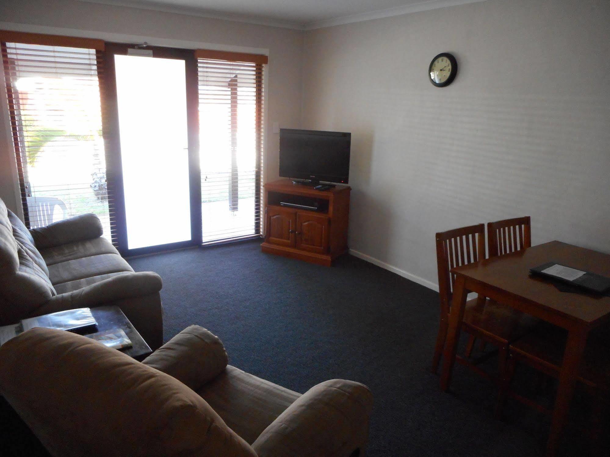 Hervey Bay Colonial Lodge Torquay Zewnętrze zdjęcie